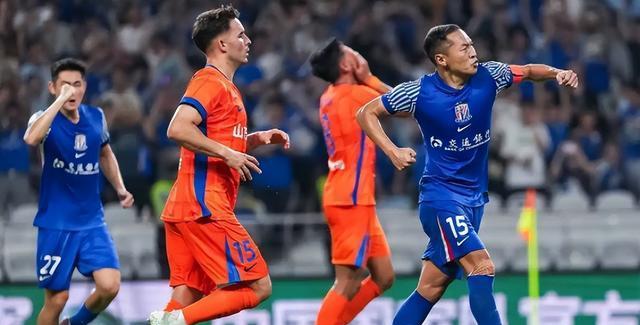 主裁判麦麦, 的行为, 分钟 主裁判麦麦, 的行为, 分钟