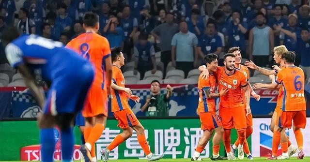 他在弧顶左 他在弧顶左