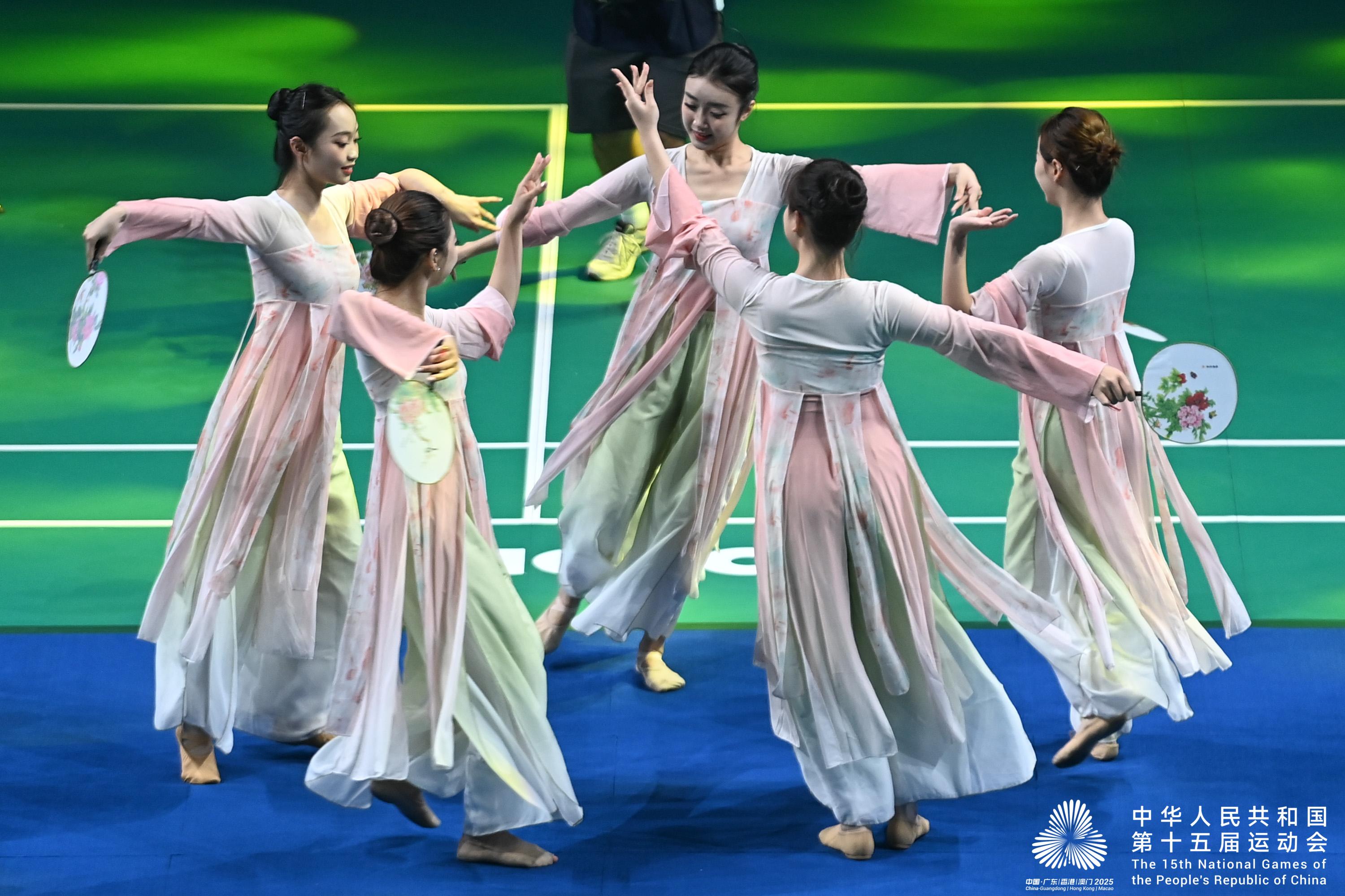 C组女双郑, 参与者和见, 日上午的开 C组女双郑, 参与者和见, 日上午的开