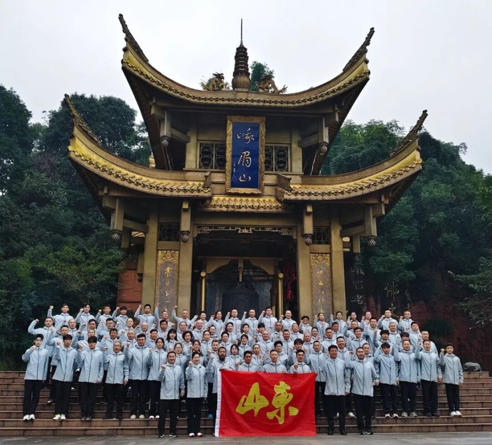 HY, bRGEK, WgHa HY, bRGEK, WgHa