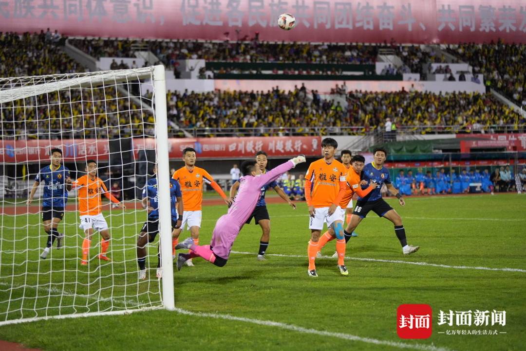 敬酒歌声中 敬酒歌声中